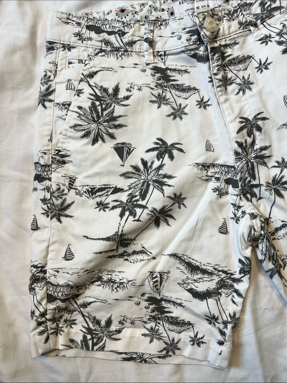 Denim & Flower Black on White Island-Print Cotton Shorts - Picture 3 of 9